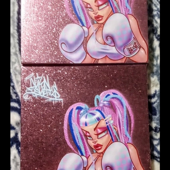 (ISO) Alien cosmetics KNOCKOUT palette - Picture 2 of 4